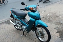 Cận cảnh Honda Future đời đầu giá 90 triệu đồng