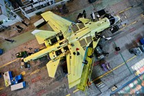 Cận cảnh nơi lắp ráp phi cơ Su-34