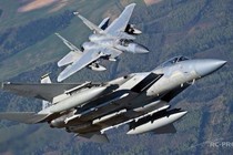 Nếu F-15 Mỹ và Su-35 Nga đối đầu: Ai sẽ thắng?