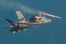 F-35 hoàn toàn đủ khả năng tấn công hạt nhân phủ đầu Moscow