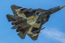 Tiêm kích tàng hình Su-57 trang bị tên lửa R-37M khiến F-22 Mỹ khóc thét