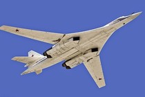 F-35 bị “ông lão” Tu-160 cho “hít khói“: Oan cho chiếc tiêm kích?