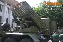 "Bão lửa" BM-21 Việt Nam tự động hóa, kíp lái yên tâm ngồi hầm khai hỏa