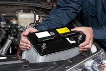 4 lỗi thường gặp khi sạc pin xe điện và cách khắc phục