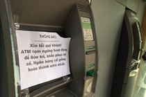 Phát bực vì ATM đua nhau nghỉ lễ