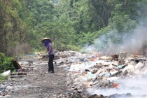 Mối nguy "khủng khiếp" ở ngôi làng "giàu nhất nhì miền Bắc"