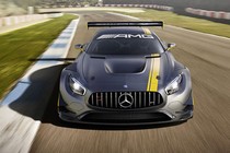 Cận cảnh “hàng nóng” AMG GT3 gào thét trên đường thử