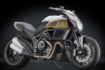 “Quái thú” Ducati Diavel độ full option đồ chơi Rizoma