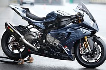 Siêu môtô BMW S1000RR phiên bản Racing “cực khủng“