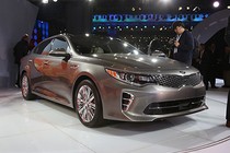 Kia Optima 2016: Chiếc sedan hạng trung đáng mua 