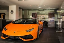 Ngắm “siêu bò” Lamborghini Huracan Spyder cam cực độc