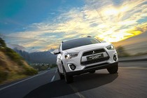 Mitsubishi Outlander Sport 2016 về Việt Nam giá 977 triệu