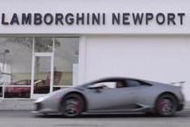 Tròn mắt xem "hot girl" drift điệu nghệ siêu xe Lamborghini 