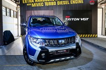 "Soi" Mitsubishi Triton MIVEC giá từ 785 triệu tại Việt Nam