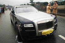 "Xế hộp" Rolls-Royce hơn 10 tỷ gây tai nạn tại Hà Tĩnh