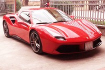 Ferrari 488 Spider hơn 15 tỷ ra biển trắng tại Hà Nội