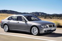 Triệu hồi BMW 7-Series "dính lỗi" bung cửa khi chạy