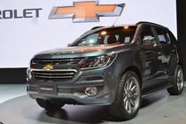 Chevrolet Trailblazer 2017 gần 1 tỷ đồng sắp ra mắt VMS 2017