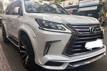 Xe sang Lexus LX570 giá 8 tỷ "độ khủng" tại Sài Gòn