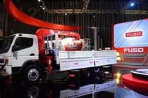 Dàn “xế hạng nặng” của Fuso tại triển lãm VMS 2017