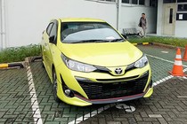 Chi tiết xe giá rẻ Toyota Yaris TRD Sportivo 2018 mới