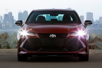 Toyota Avalon 2019 chốt giá từ 808 triệu đồng tại Mỹ