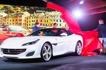 Siêu xe mui trần Ferrari Portofino tiền tỷ ra mắt tại Singapore