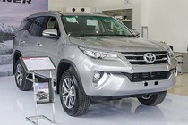 Toyota Fortuner nhập khẩu giá khoảng 850 triệu đồng tại Việt Nam