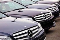 Hàng loạt xe sang Mercedes-Benz bị điều tra tại Mỹ