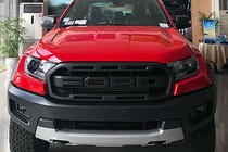 Ford Ranger Raptor màu đỏ giá gần 1,2 tỷ tại Đà thành