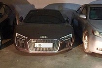 Siêu xe Audi R8 V10 Plus tiền tỷ "bỏ xó" ở Sài Gòn