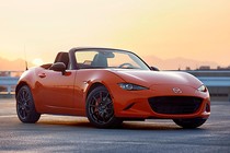 Mazda Miata đặc biệt giá 811 triệu "cháy hàng" sau 4 tiếng