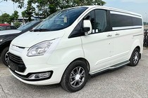 Cận cảnh Ford Tourneo từ 1 tỷ đồng tại Việt Nam