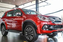 Isuzu Mu-X giảm tới 165 triệu đồng tại Việt Nam, mong thoát "ế"