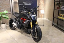 Ducati X-Diavel bị triệu hồi vì nguy cơ tai nạn vì chân chống