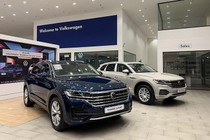 Volkswagen Touareg tại Việt Nam giảm giá kịch sàn 400 triệu đồng