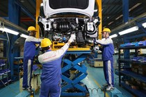 Có nên chờ giảm lệ phí trước bạ rồi mới mua ô tô?