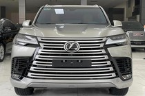 Lexus LX600 2023 bản 4 chỗ mới chạy 145km, bán lỗ nhẹ 1 tỷ đồng