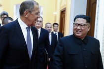 Ông Kim Jong Un khen ông Putin cứng rắn đối đầu Mỹ