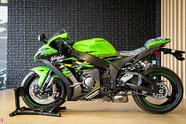 Chi tiết siêu môtô Kawasaki ZX-10R giá 549 triệu đồng tại VN