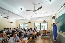 TPHCM ra văn bản khẩn, không tăng các khoản thu dịch vụ trong trường học