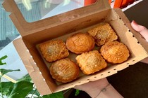 Bánh rán mặn hình bánh trung thu gây sốt cộng đồng mạng