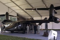  V-280 Valor: Đứa con lai UH-60 và V-22 của Quân đội Mỹ