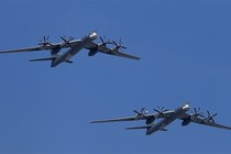 Cận cảnh dàn Tu-95MS Nga "cuồng nộ" xuất kích trả thù 