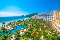 Tập đoàn Sun Group mời U23 Việt Nam nghỉ dưỡng tại JW Marriott Phu Quoc Emerald Bay 