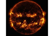 NASA công bố bức ảnh Mặt trời “hưởng ứng” Halloween