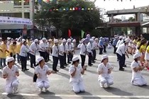 Video: 150 y, bác sỹ gây bất ngờ với điệu nhảy “rửa tay” trong bệnh viện