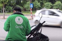 Tốt nghiệp ĐH rồi chỉ chạy Grab để mưu sinh, chàng trai gây tranh cãi 