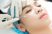 Trẻ hóa không phẫu thuật, giới văn phòng “nghiện” tiêm filler, botox?