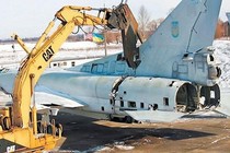 Tự hủy loạt máy bay Tu-22 và tên lửa Kh-22: Nỗi tiếc nuối của Ukraine